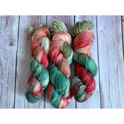 mahonie - Handgefärbte extrafeine Merinowolle zum Stricken, Weben und Häkeln