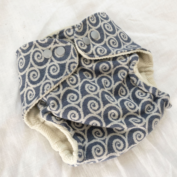 Kindsknopf Schneckenherz Wollüberhose